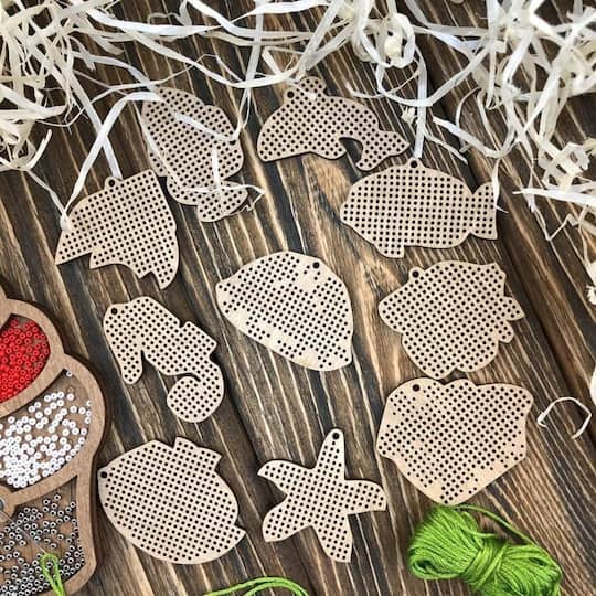 Wonderland Crafts Ocean Life Embroidery Wood Blanks Set